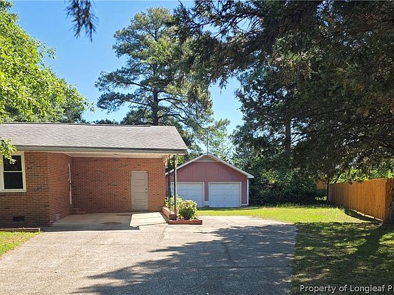 2nd image of 1427 Valencia Ct