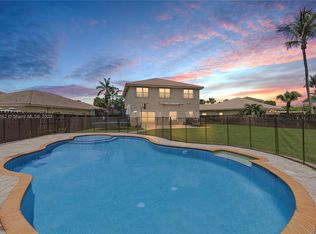 2235 NW 72nd Way, Pembroke Pines, FL 33024