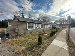 71 Washington Ave #1L, Victory Gardens Boro, NJ 07801