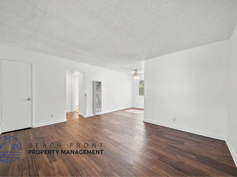 2700 Aviation Blvd #2704 — Photo 17