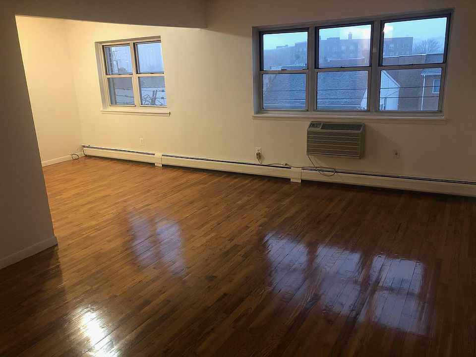 1st image of 57-05 Van Doren St #3