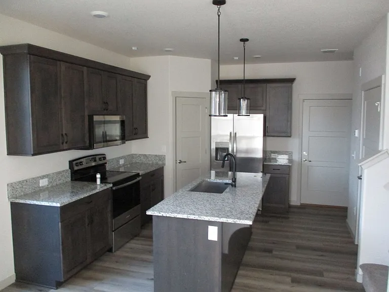 1147 Summit Vista Dr — Photo 4