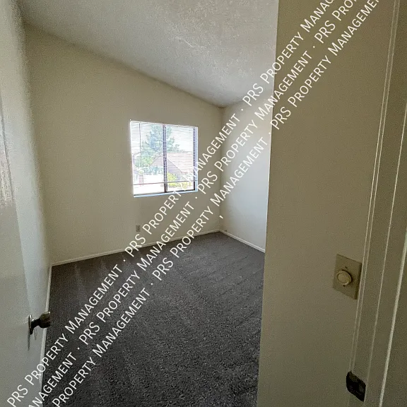 14846 S 27th St — Photo 16