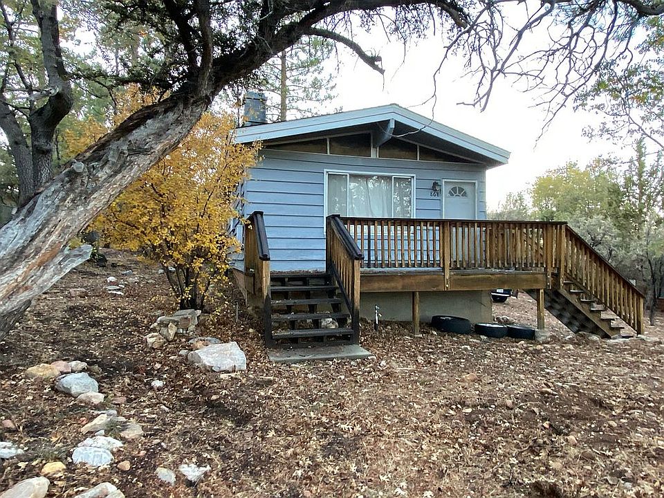 2nd image of 868 Cedar Ln