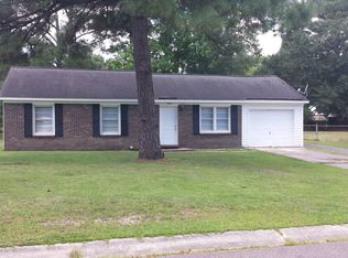 7635 Hillview Ln, North Charleston, SC 29420
