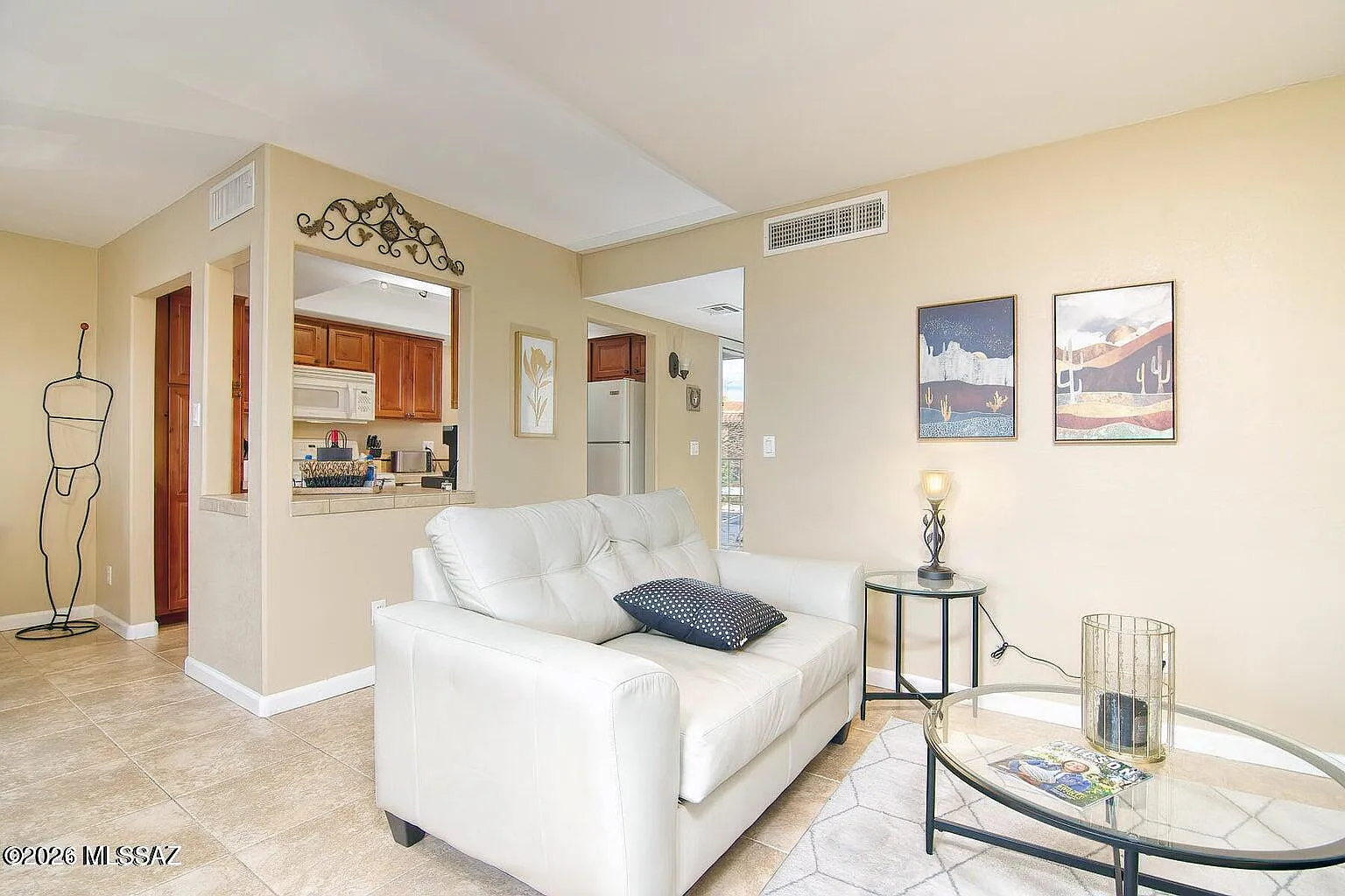 1 bed, 1.0 bath, 775 sqft, $2,000 — Photo 1