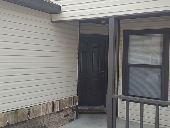 2nd image of 1608 Woodacres Ct