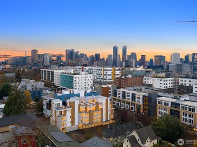 222 E 10th Avenue E, Seattle, WA, 98102