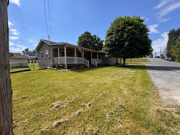 204 Myers Ave, Beckley, WV 25801