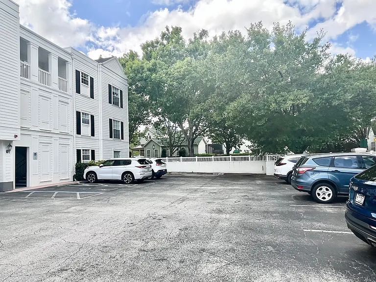 411 Water St — Photo 37