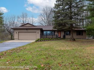 7444 E Herbison Rd, Bath, MI 48808