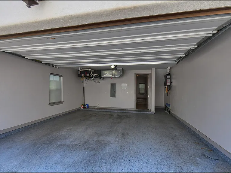 312 Vin Almoradi Ct — Photo 34