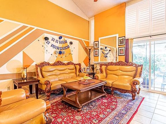 4th image of 25135 Amberley Way