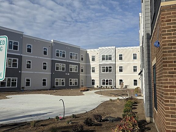 Courtyard with patio.