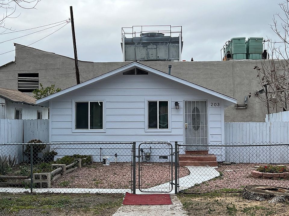 1st image of 203 S Sultana Ave