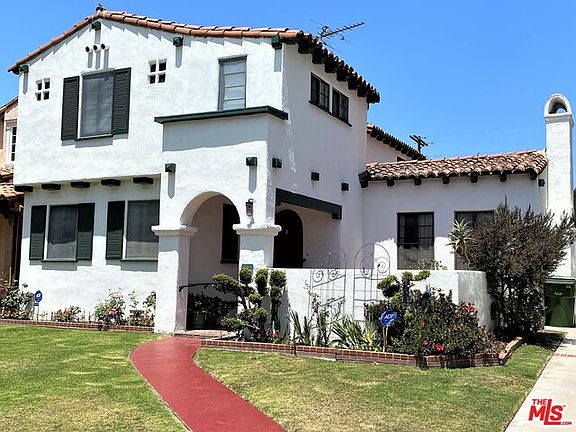 2nd image of 10619 Cushdon Ave