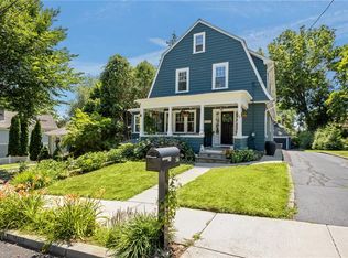 56 Somerset St, East Greenwich, RI 02818