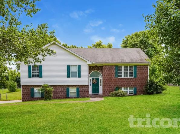 1005 Falcon Crst, Gallatin, TN 37066