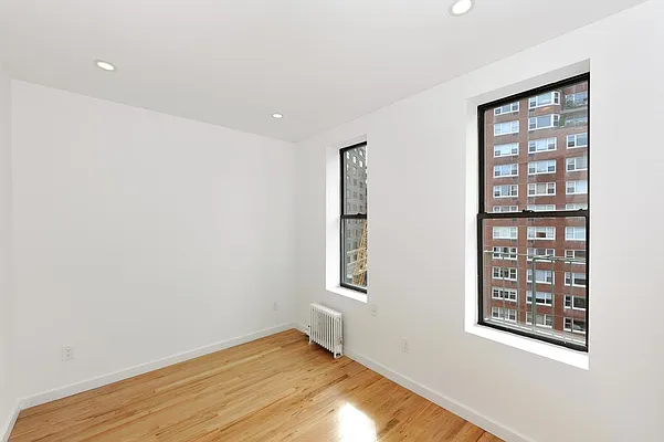 Rented by Aether Property Group | media 4