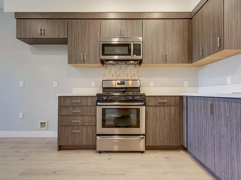(Ar/Ji/Yo:B) 10960 Ratner Street — Photo 19