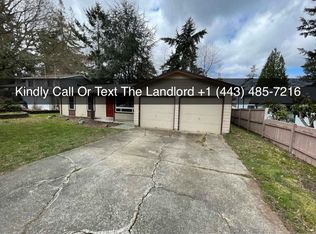 3327 SW 327th St, Federal Way, WA 98023