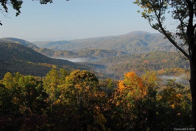 1st image of 148 High Cliffs Trl