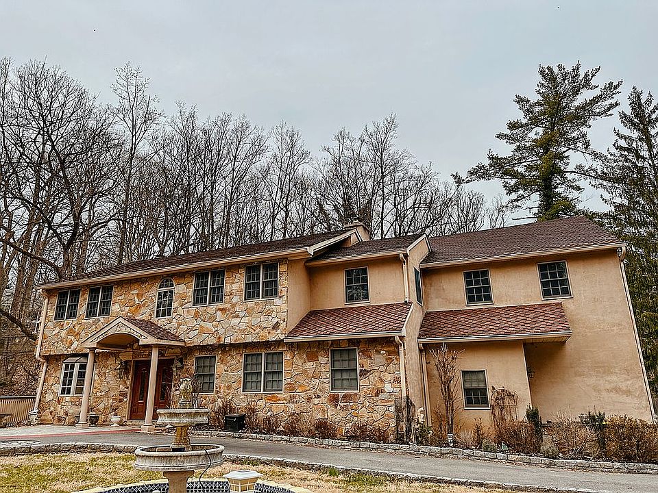 1st image of 1190 Radnor Hill Rd