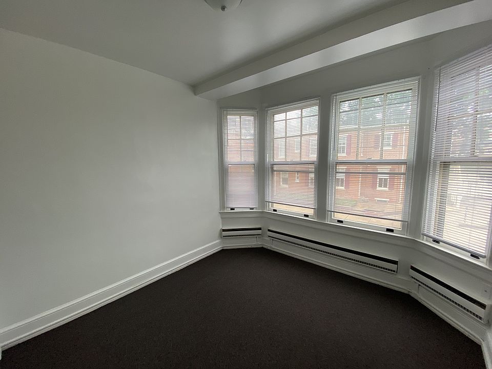 1st image of 162 E Market St #17947351