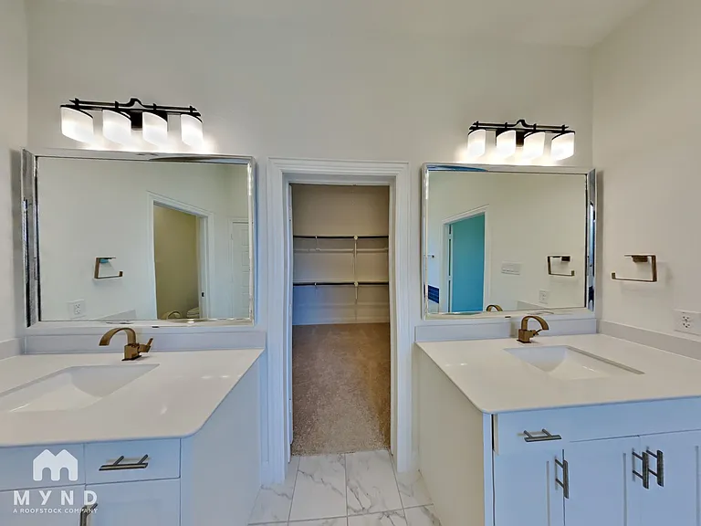 12108 Buffalo Hills Dr — Photo 10