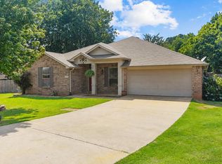114 Haley Ln, Chandler, TX 75758