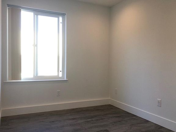 2nd image of 1666 48th Ave APT C