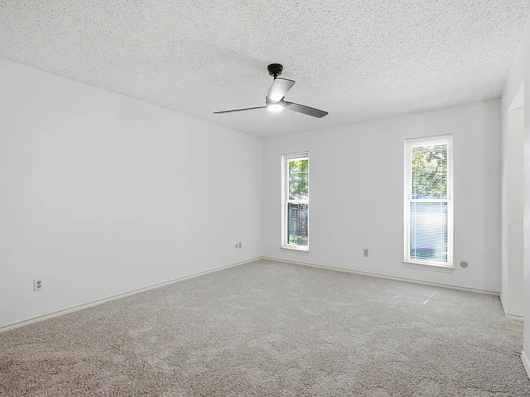 2505 Ironwood Ct — Photo 7