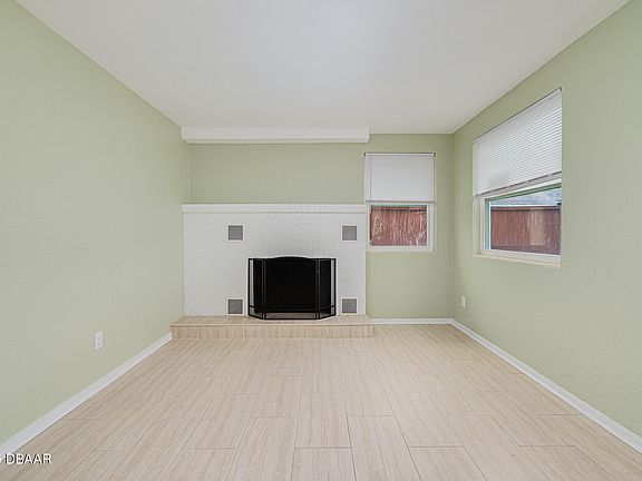 3rd image of 3 Hibiscus Dr