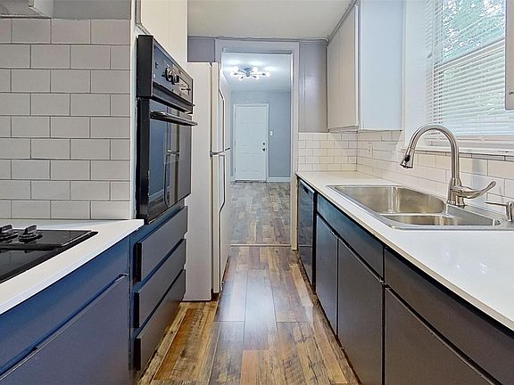 5th image of 6321 Walraven Cir #6321