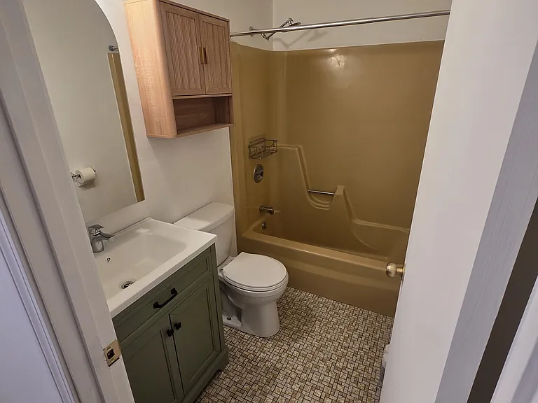 27 West St #1 — Photo 10