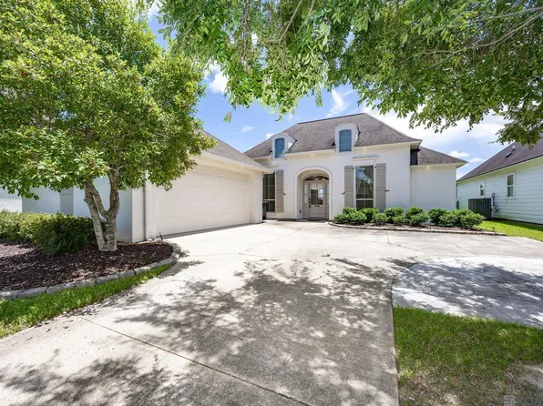 14336 Center Town Dr, Baton Rouge, LA 70810
