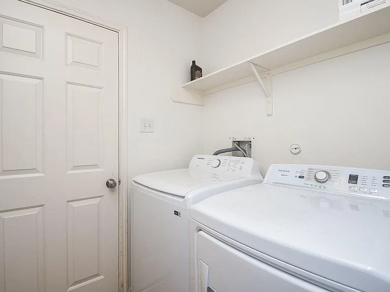 13911 Sorrel Grove Ct — Photo 18