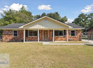 214 Whitetail Cir, Hinesville, GA 31313