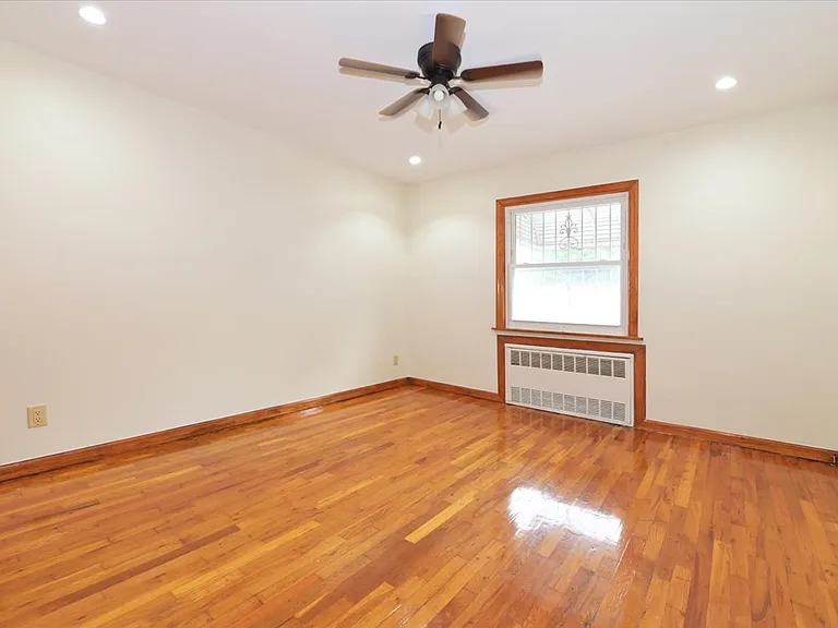 89-57 Gold Rd #1 — Photo 17