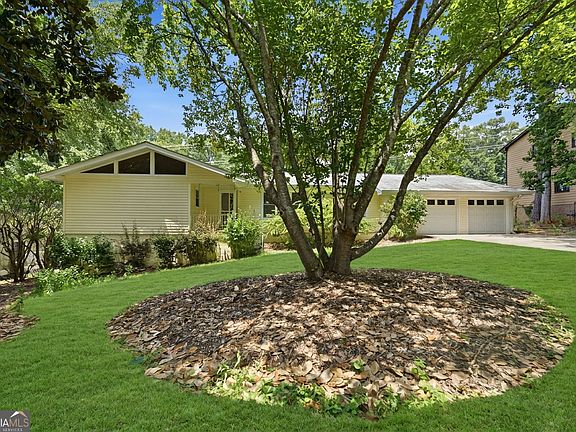 2nd image of 1720 Windsorbrooke Dr