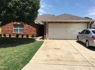 322 Marshall Creek Rd, Roanoke, TX 76262