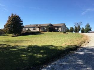 2673 N Shell Rd, Olney, IL 62450