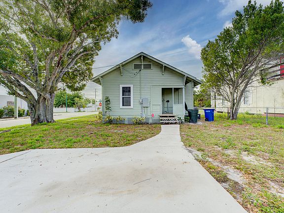 3rd image of 1100 Orange Avenue