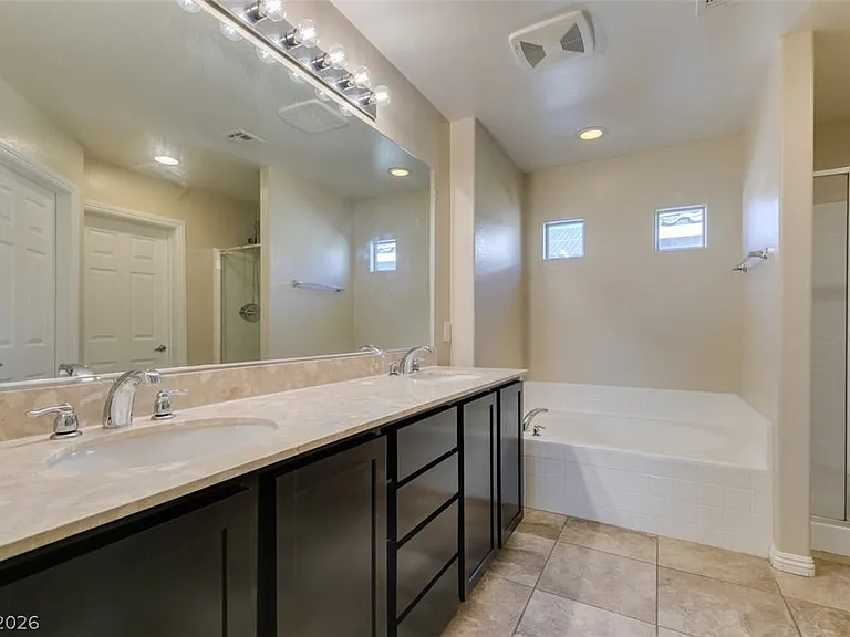 11083 Ketchikan St — Photo 39