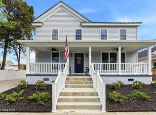 406 N B St, Bridgeton, NC 28519