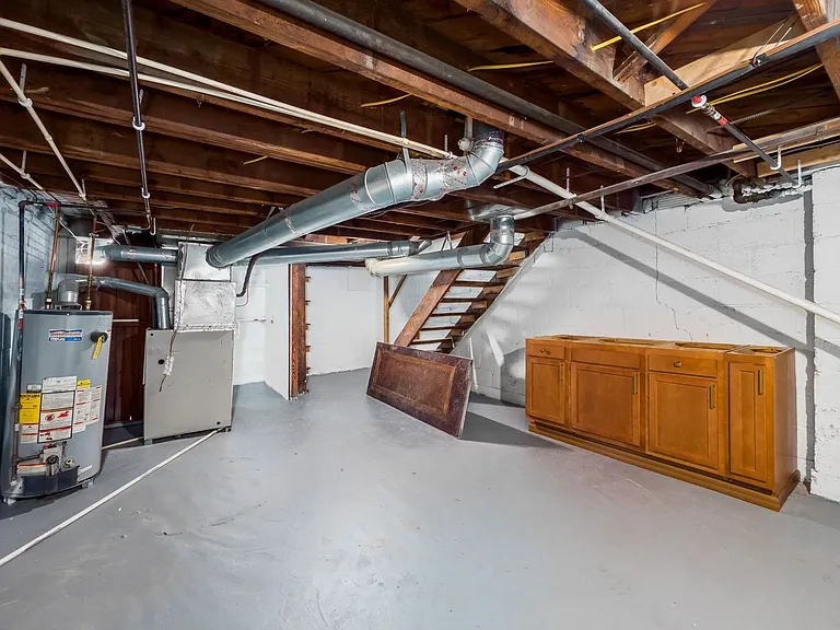 83 W 1st Ave #1 — Photo 33