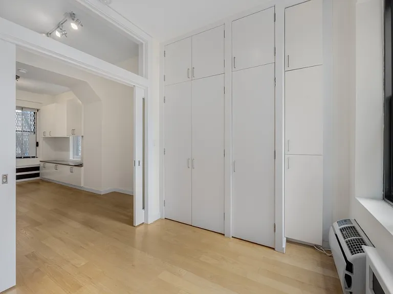 308 W 82nd St #9B — Photo 5