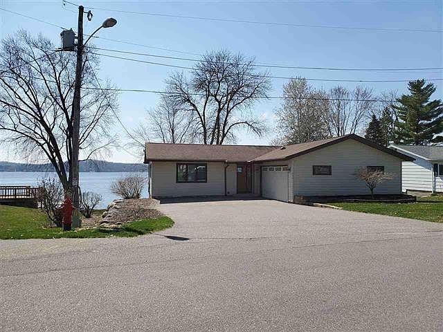 1st image of 606 Lake Wisconsin Dr