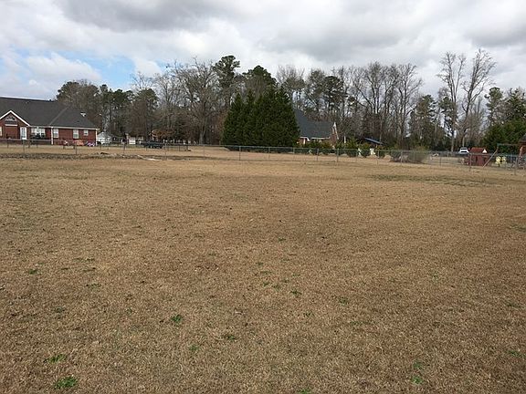 3rd image of 111 Parrish Dr