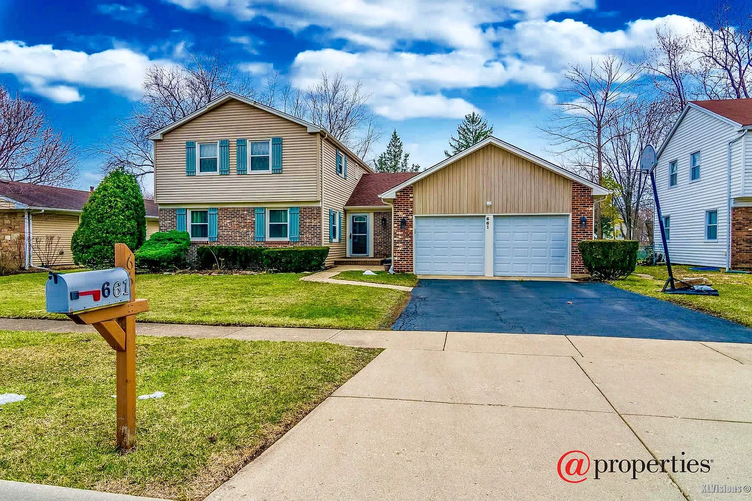 661 Wyngate Ln photo 1